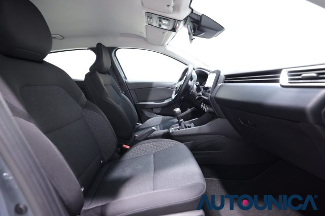 RENAULT Clio usata 46