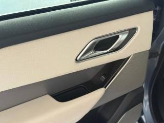LAND ROVER Range Rover Velar usata, con Autoradio digitale
