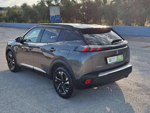 PEUGEOT 2008 usata, con Autoradio