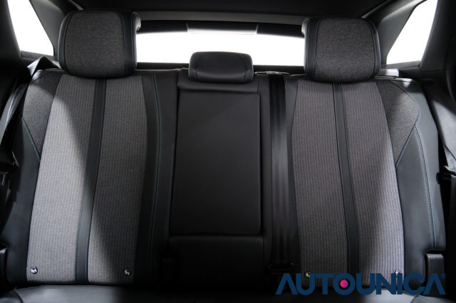 PEUGEOT 3008 usata, con Isofix