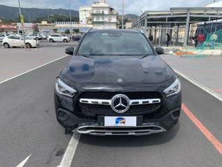 MERCEDES-BENZ GLA 200 usata, con Airbag