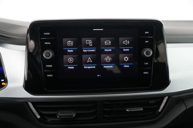 VOLKSWAGEN T-Roc usata, con Controllo automatico clima