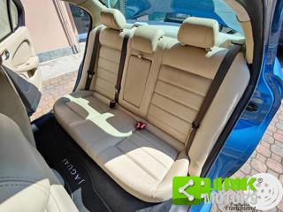 JAGUAR X-Type usata, con Chiusura centralizzata