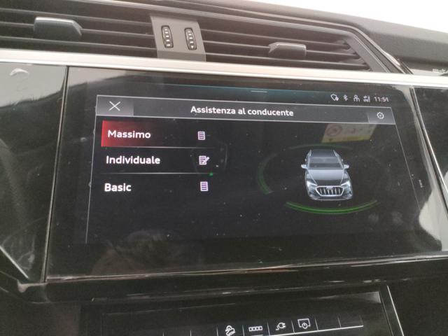 AUDI e-tron usata, con Controllo elettronico della corsia