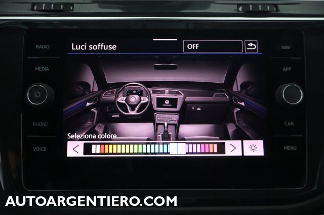 VOLKSWAGEN Tiguan usata, con USB