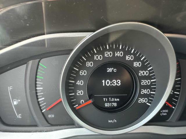 VOLVO V60 usata, con Park Distance Control