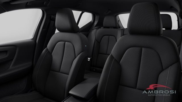 VOLVO XC40 usata 11