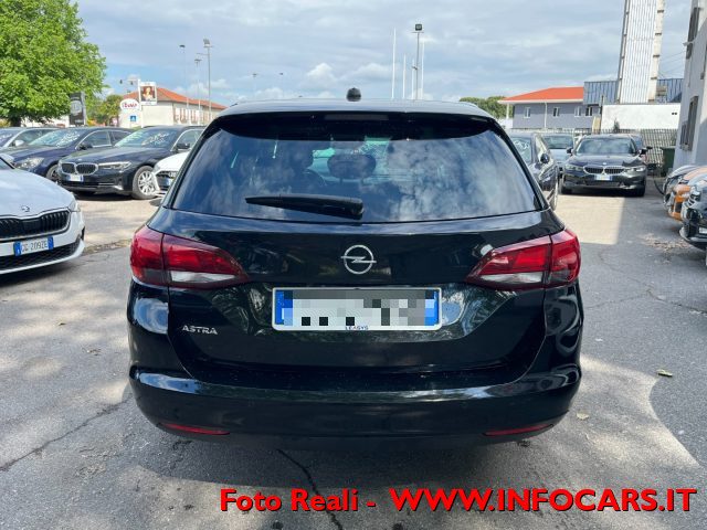 OPEL Astra usata, con Climatizzatore