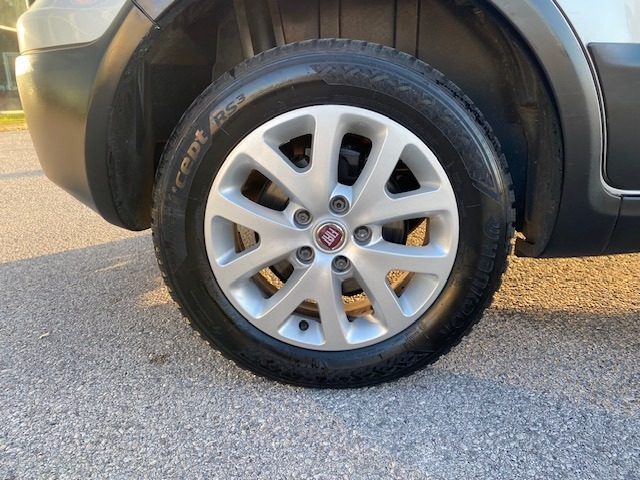 FIAT Sedici usata, con Sedile posteriore sdoppiato