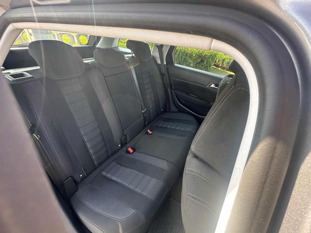 PEUGEOT 308 usata, con Climatizzatore