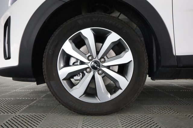 KIA Stonic usata 8