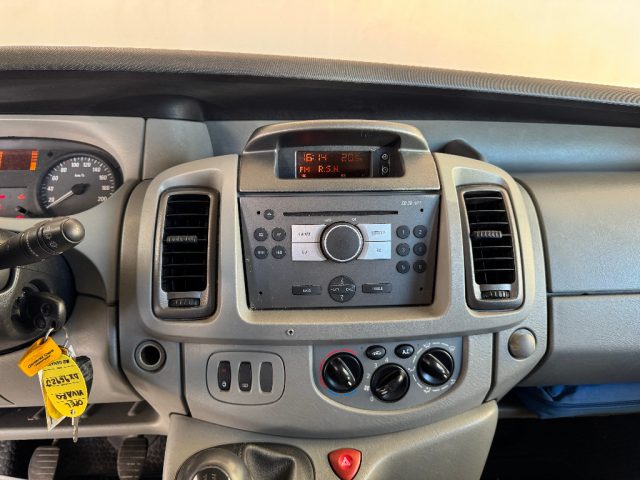 OPEL Vivaro usata 26