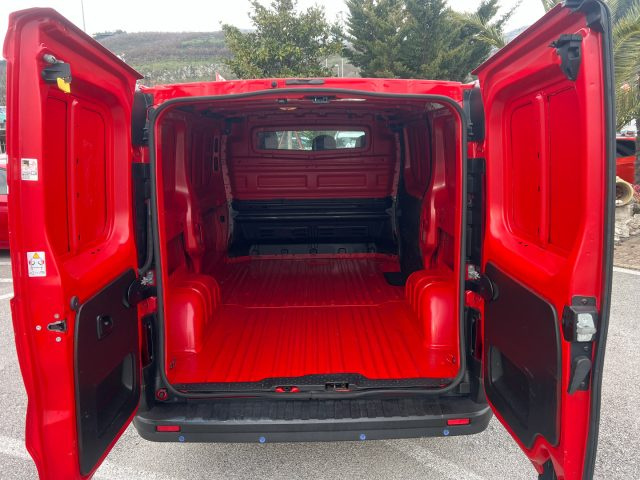 OPEL Vivaro usata, con ESP