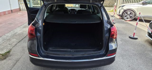 OPEL Astra usata, con Servosterzo