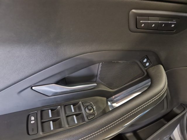 JAGUAR E-Pace usata, con Chiusura centralizzata telecomandata