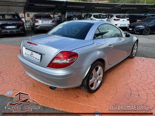MERCEDES-BENZ SLK 200 usata, con Bracciolo