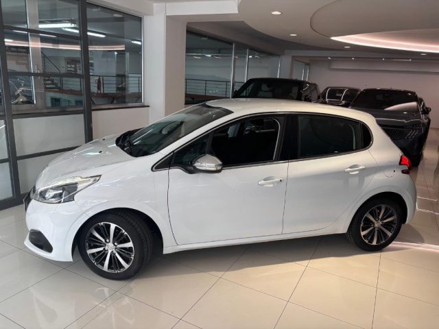 PEUGEOT 208 usata, con Airbag laterali