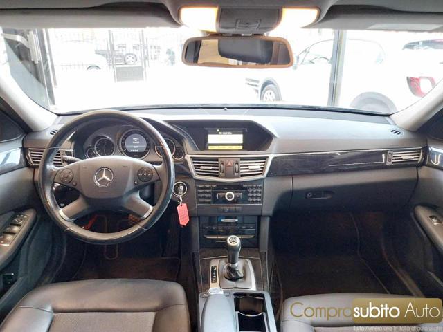 MERCEDES-BENZ E 220 usata 21