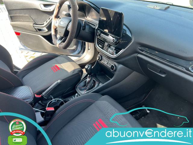 FORD Fiesta usata, con Controllo automatico clima