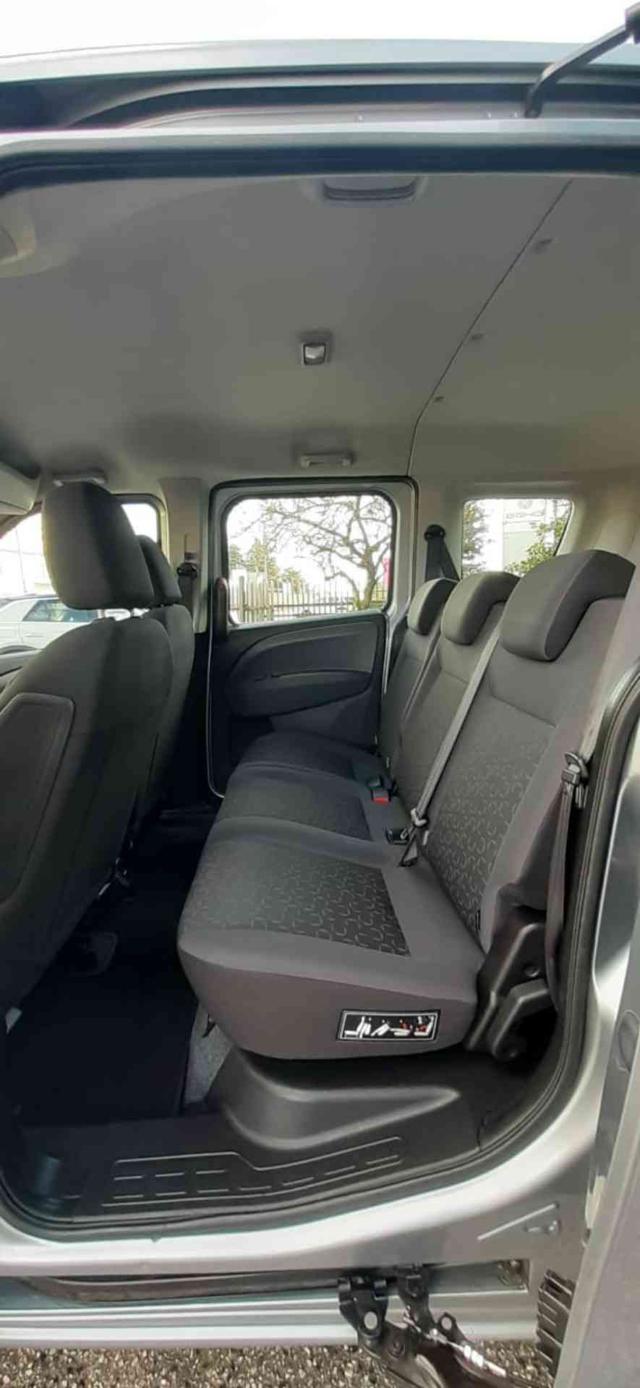 FIAT Doblo usata, con Airbag testa