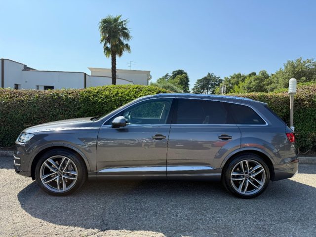 AUDI Q7 usata, con Autoradio