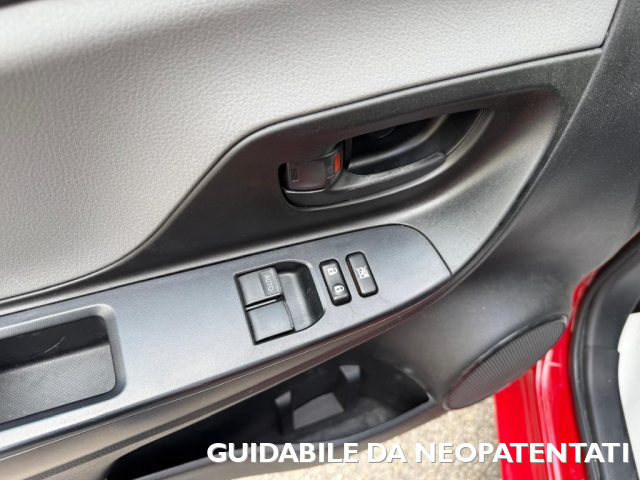 TOYOTA Yaris usata, con Boardcomputer
