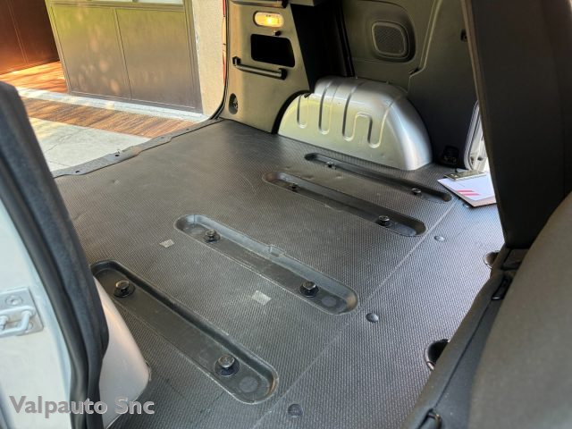 RENAULT Trafic usata, con Climatizzatore