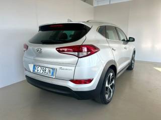 HYUNDAI Tucson usata, con Airbag