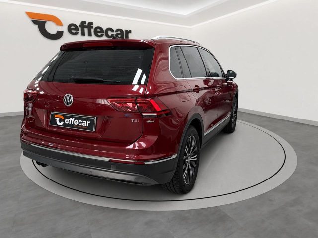 VOLKSWAGEN Tiguan usata, con Autoradio
