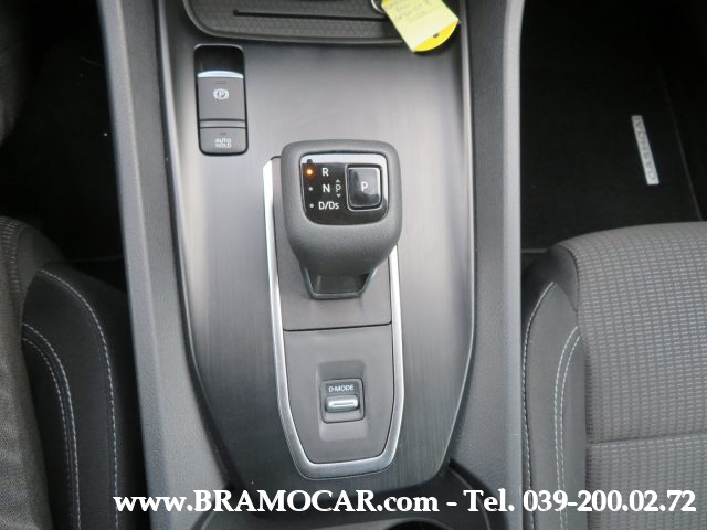 NISSAN Qashqai usata, con Luci diurne LED