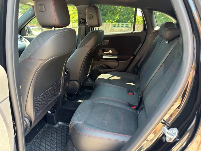 MERCEDES-BENZ GLA 200 usata, con Interni in pelle