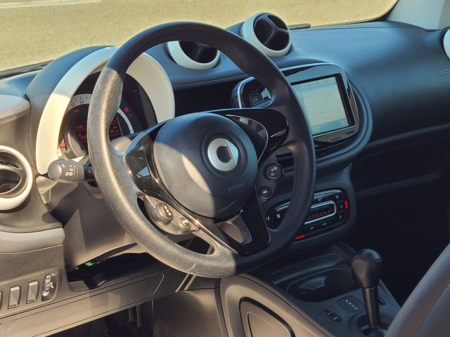 SMART ForTwo usata, con Autoradio digitale
