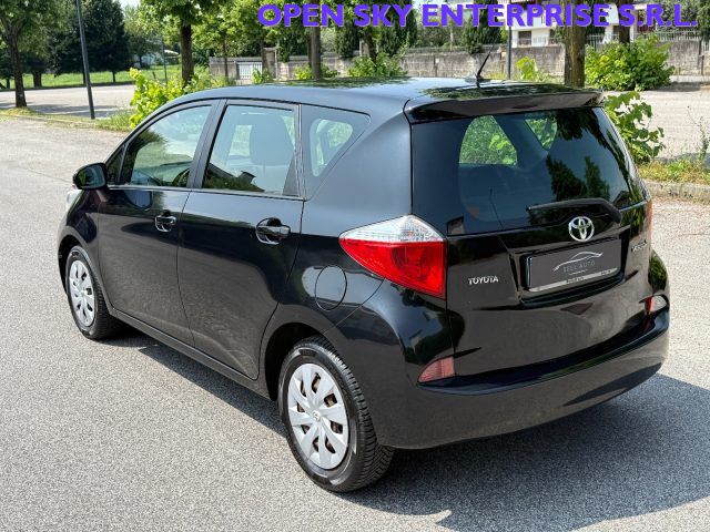 TOYOTA Verso-S usata, con Airbag Passeggero