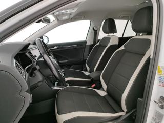 VOLKSWAGEN T-Roc usata, con Autoradio