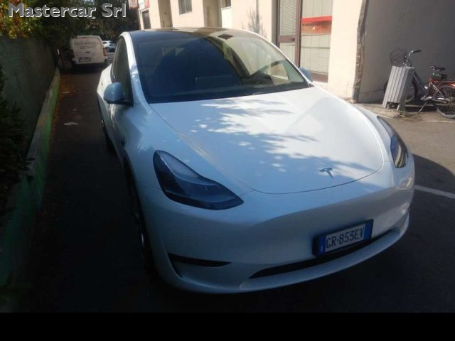 TESLA Model Y usata 4