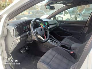 VOLKSWAGEN Golf usata, con Autoradio