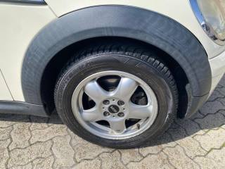 MINI One usata, con Autoradio