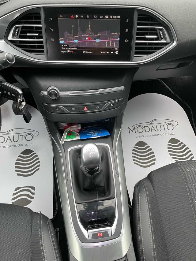 PEUGEOT 308 usata, con Park Distance Control