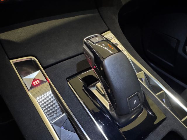 DS AUTOMOBILES DS 7 usata, con Luci diurne LED