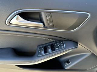 MERCEDES-BENZ GLA 200 usata, con Cerchi in lega