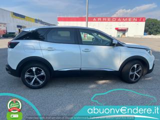 PEUGEOT 3008 usata, con Cerchi in lega