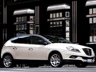 LANCIA Delta 1.6 MJT DPF Platino NAVIGATORE!!!