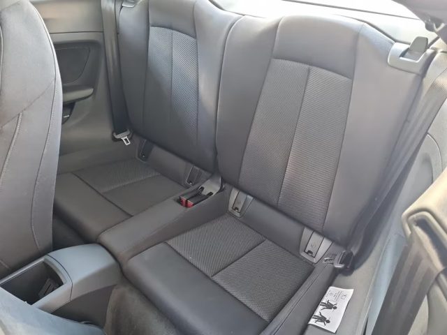 AUDI TT usata, con USB