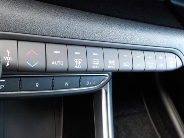 JEEP Avenger usata, con Bracciolo