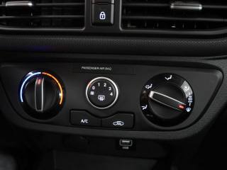 HYUNDAI i10 usata, con Controllo elettronico della corsia