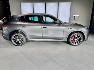 MASERATI Grecale usata, con Alzacristalli elettrici