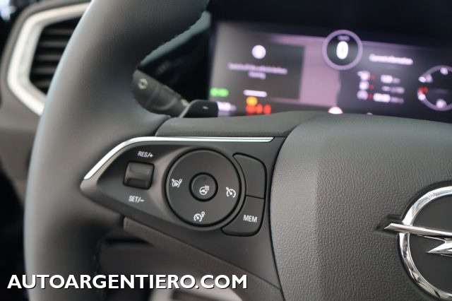 OPEL Grandland usata, con Sedili riscaldati