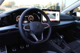 VOLKSWAGEN Golf usata, con Autoradio