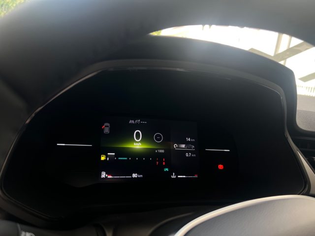 RENAULT Captur usata, con Isofix