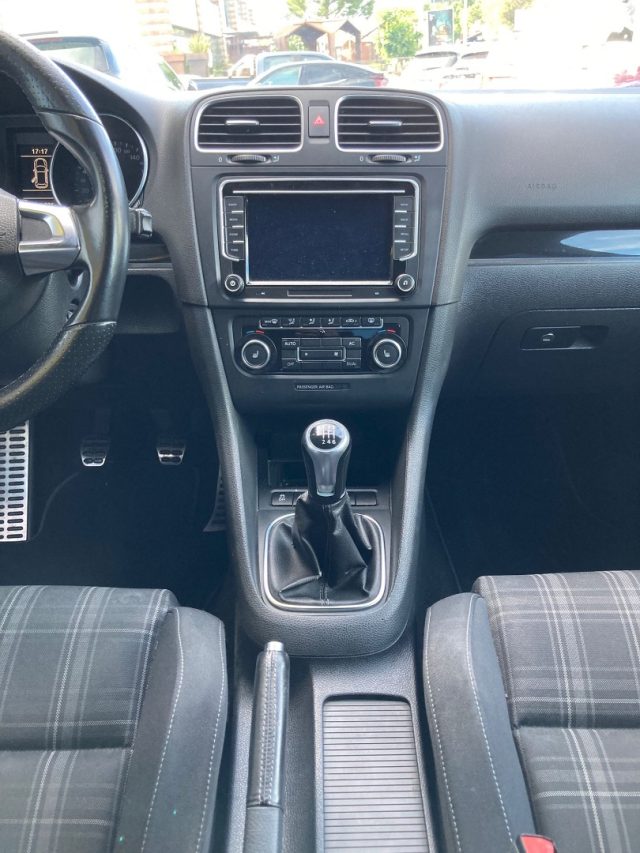 VOLKSWAGEN Golf usata, con Controllo trazione